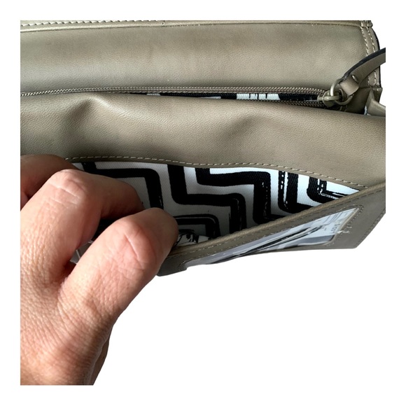 Lodis Magenta Pink Full Size Clutch Style Leather Wallet - Picture 7 of 10